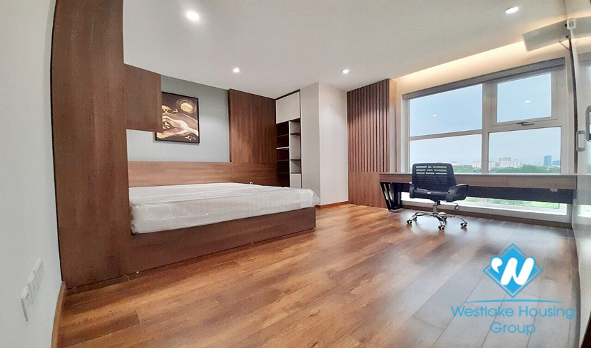 Nice new apartment for rent at the link Ciputra building 3 bedrooms 2 bathrooms fully furnished